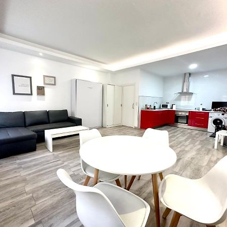 Malaga Centro Apartment ภายนอก รูปภาพ