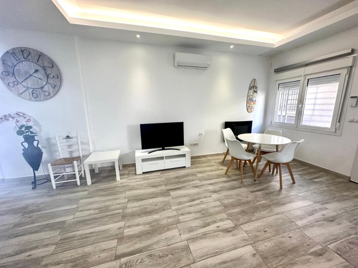 Malaga Centro Apartment ภายนอก รูปภาพ